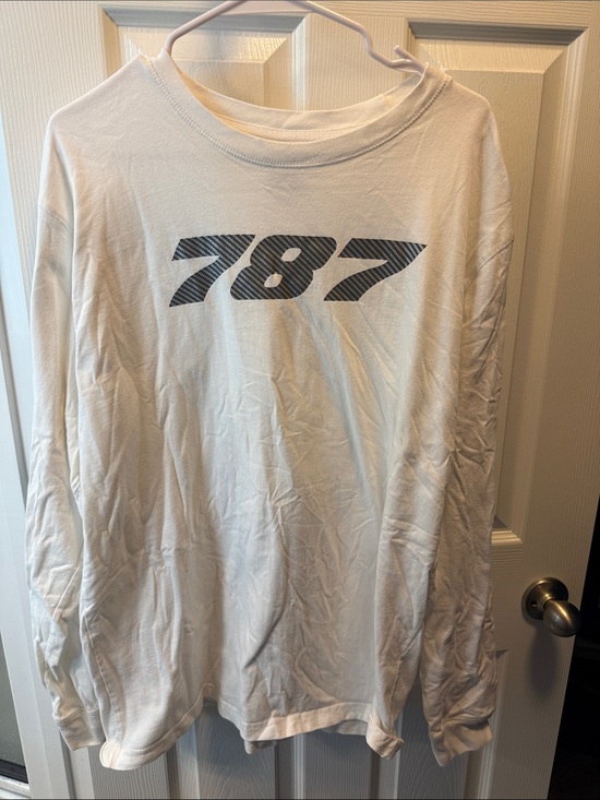 Boeing Other - Men's White Long-Sleeve Graphic Tee with '787'